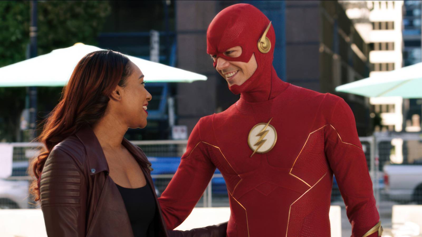 All 6 Grant Gustin Flash Suits, Ranked Worst To Best