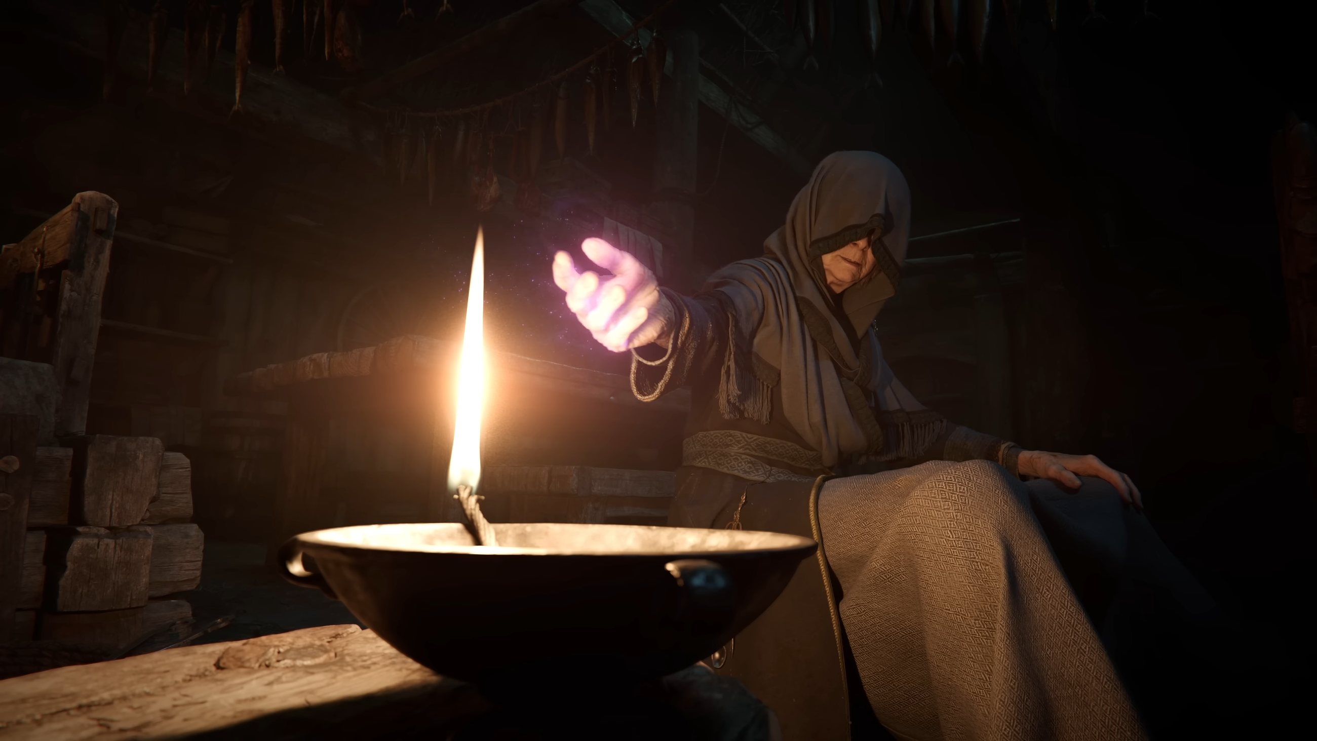 FF14 Evercold Woman Near Light