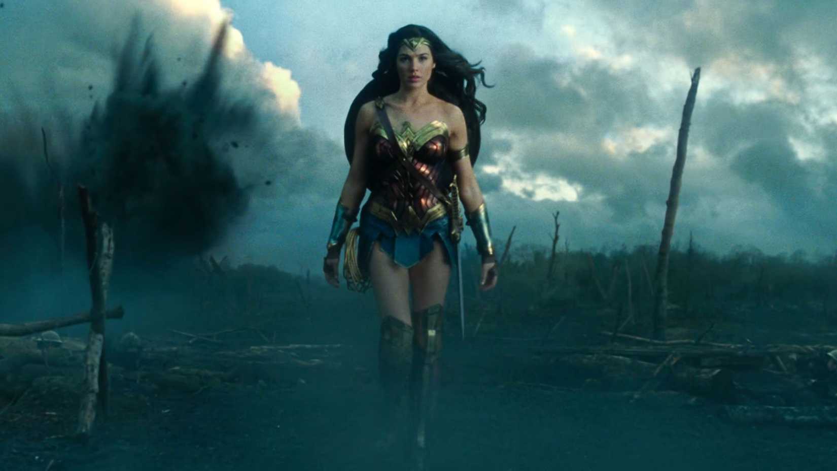 Gal Gadot como Mulher-Maravilha entra na Terra de Ninguém