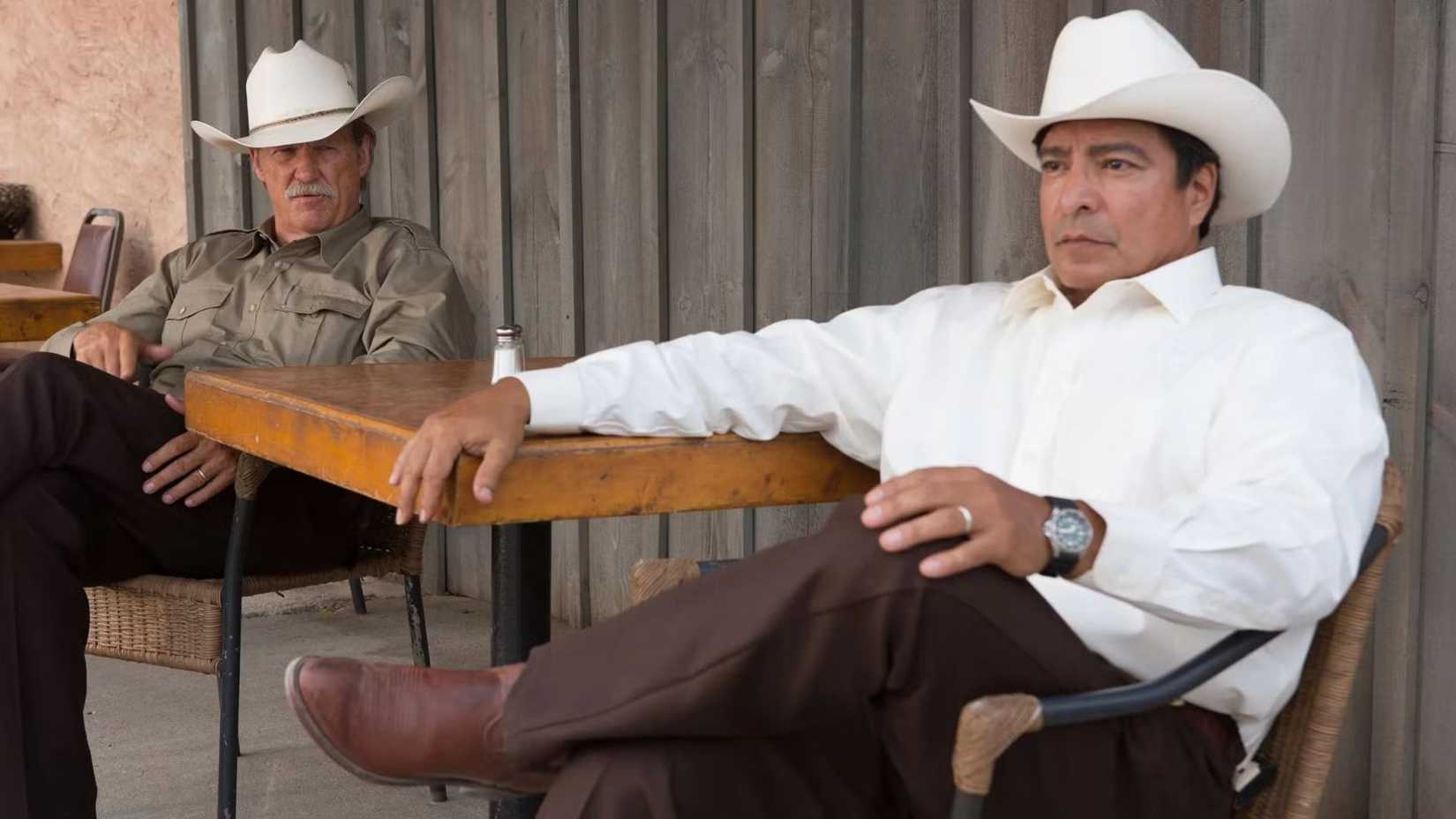 gil birmingham as martin hanson on a porch in wind river