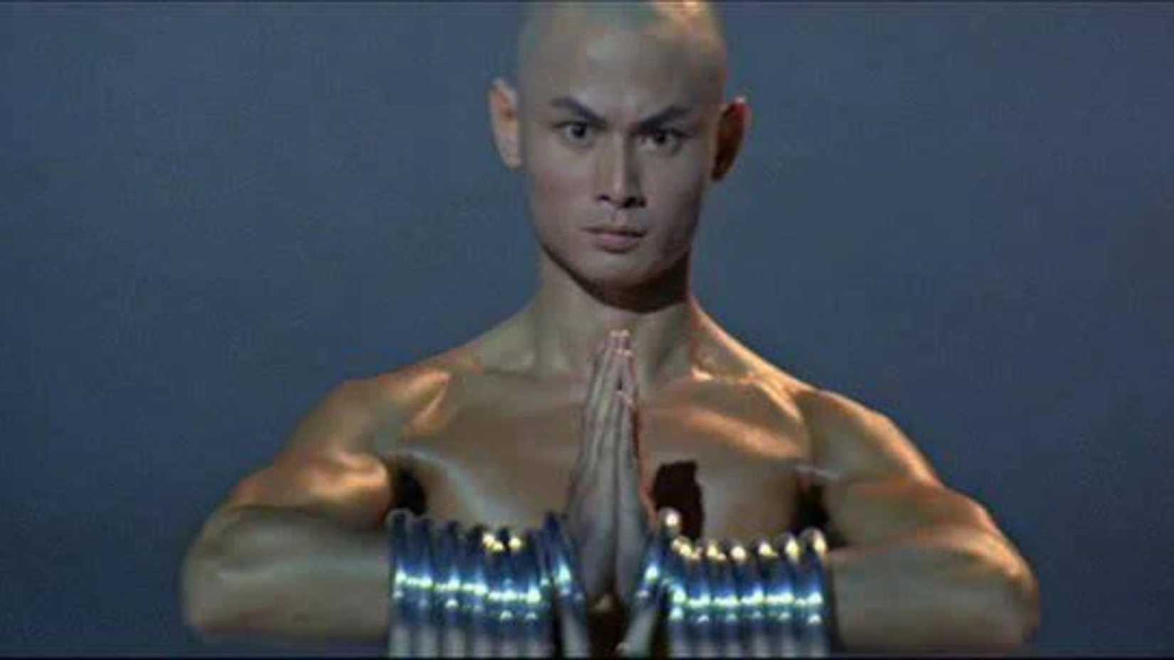 Gordon Liu em Os Trinta e Seis Câmaras de Shaolin
