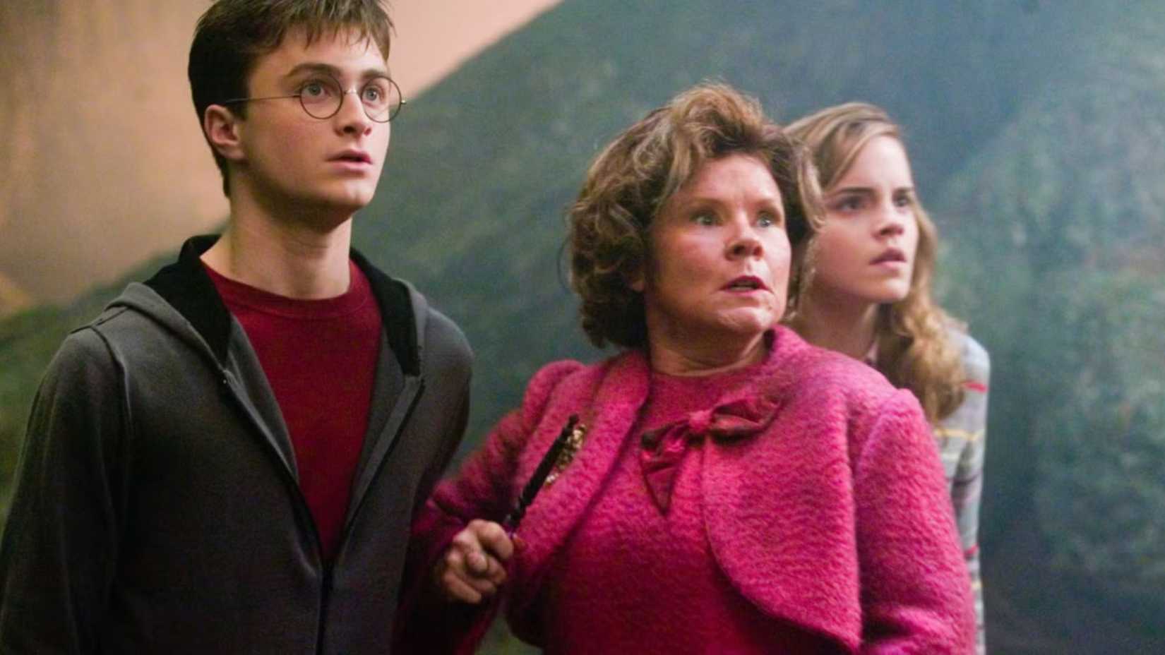Dolores Umbridge e Hermione Granger em Harry Potter e a Ordem da Fênix