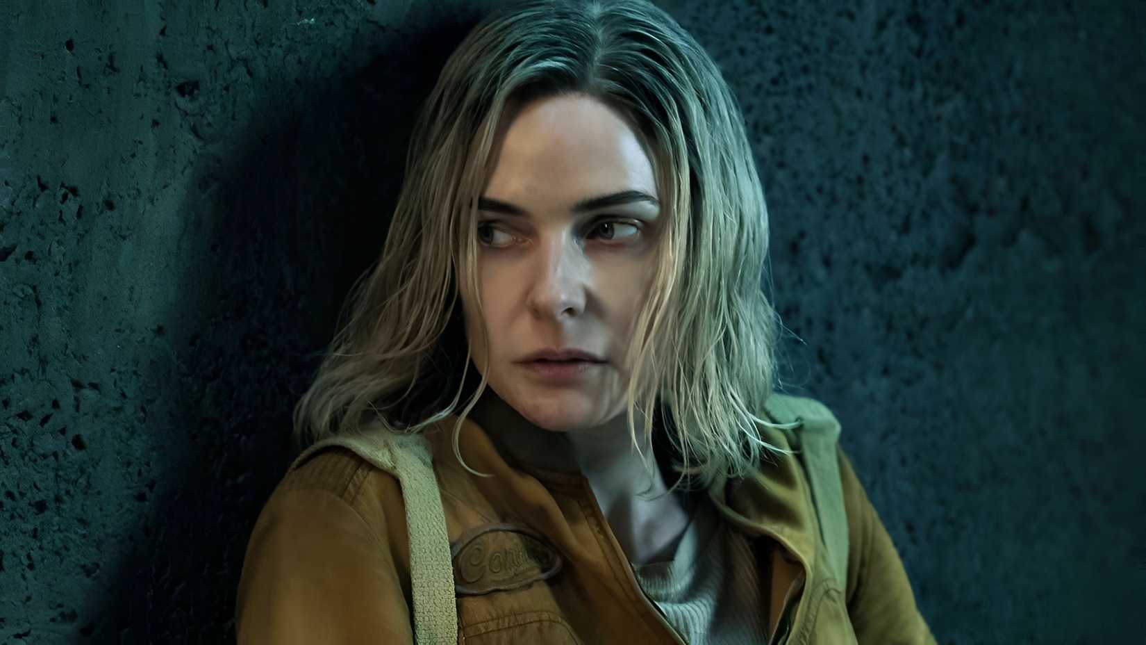 Rebecca Ferguson’s Juliette waiting outside Solo’s cabin in Silo season 2