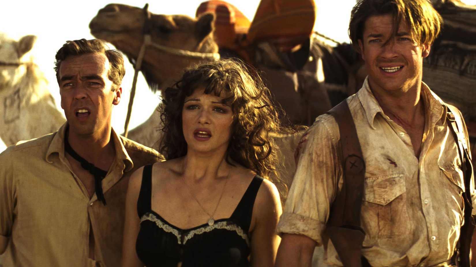 Jonathan Evelyn and O'Connell in The Mummy 1999