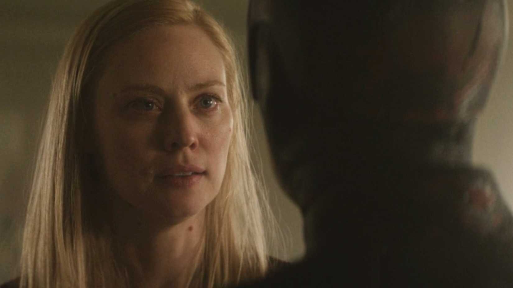 Karen e Matt discutindo em Demolidor: Renascer 2ª temporada