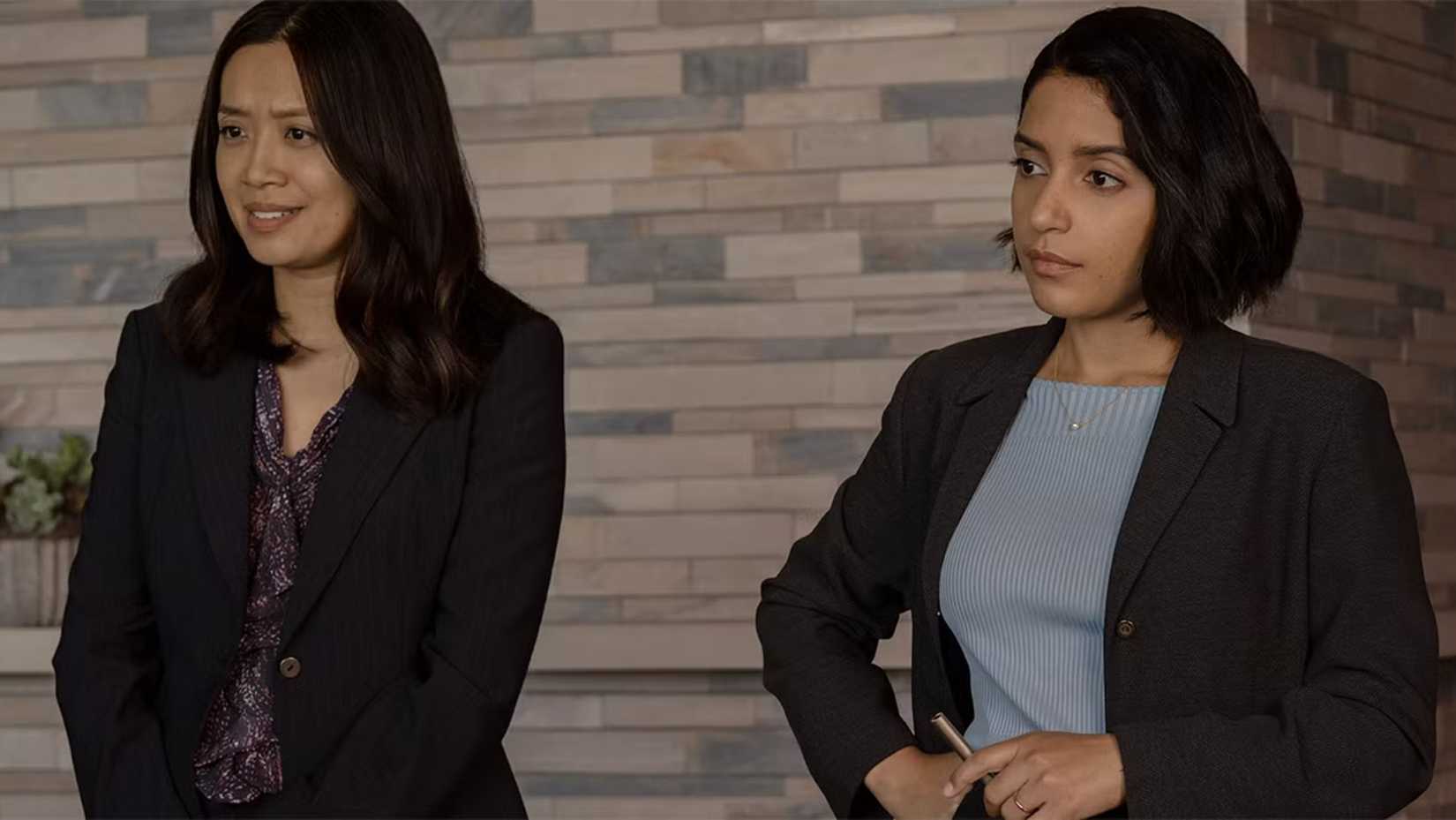 Kelly Baldwin e Aleida Rosales em For All Mankind