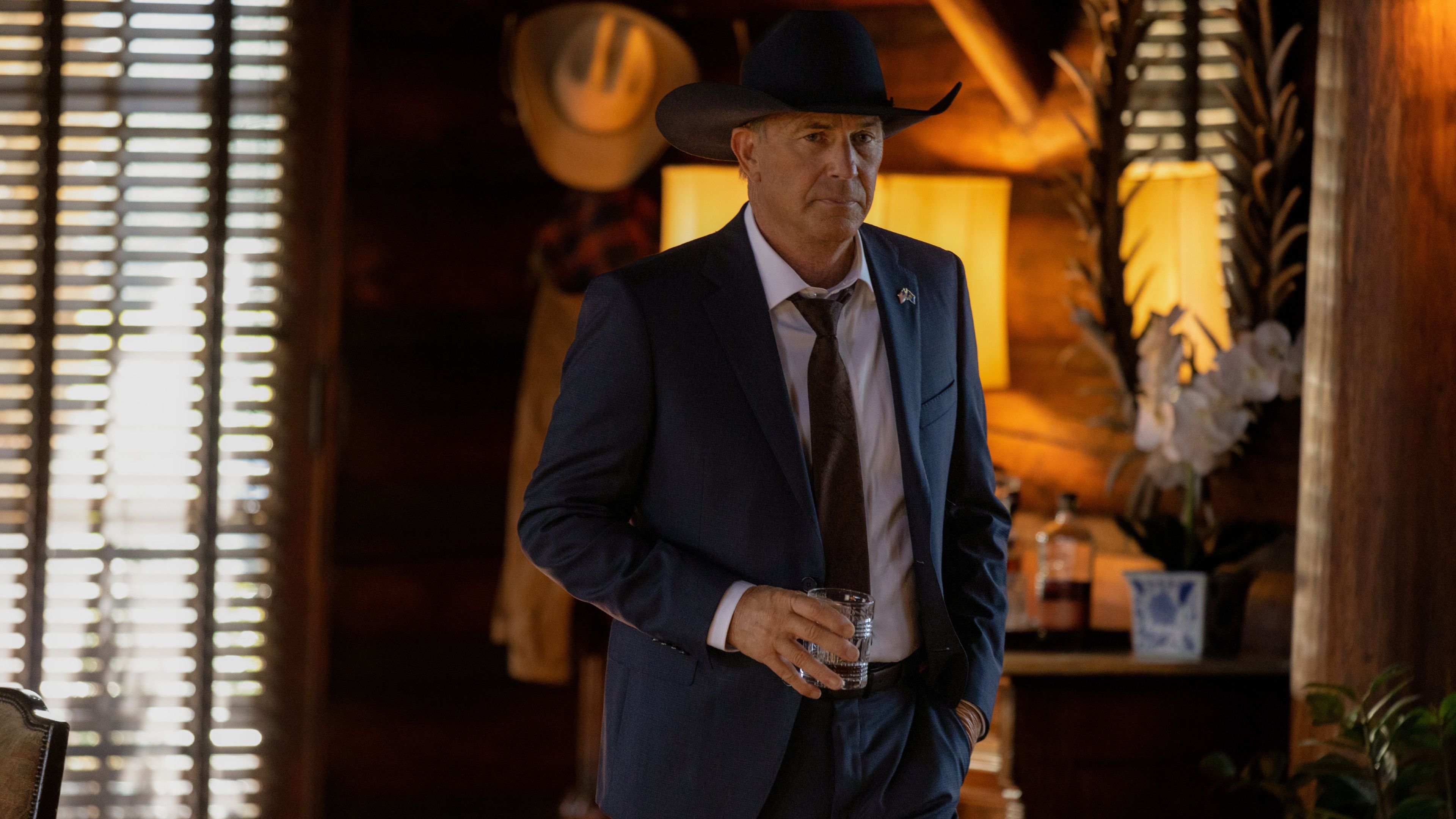 Taylor Sheridan Replaces Yellowstone With Dutton Ranch After Costner Exit
