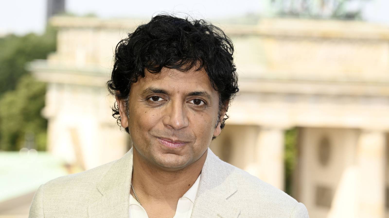 M. Night Shyamalan Teases Long-Awaited Return To OG Genre For New Jake ...