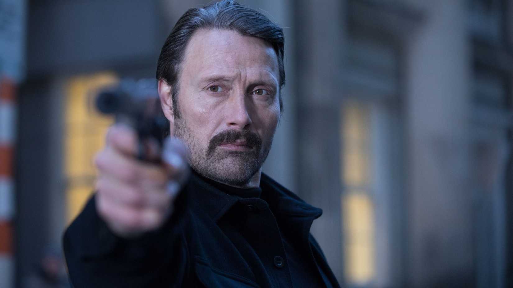Mads Mikkelsen como Duncan Vizla em Polar