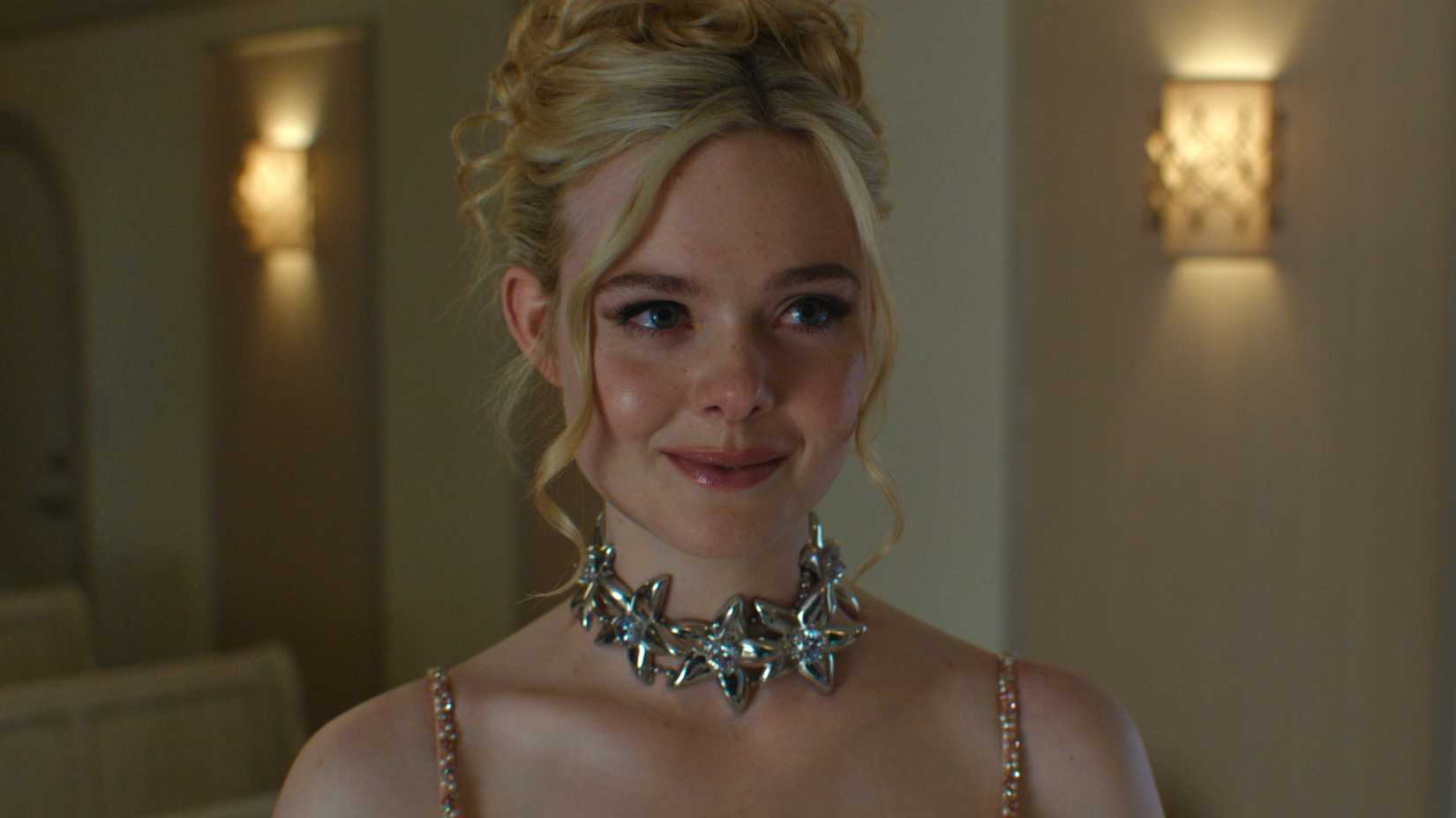 Margo is dressed up for Shyanne's wedding in Margo's Got Money Troubles episode 5