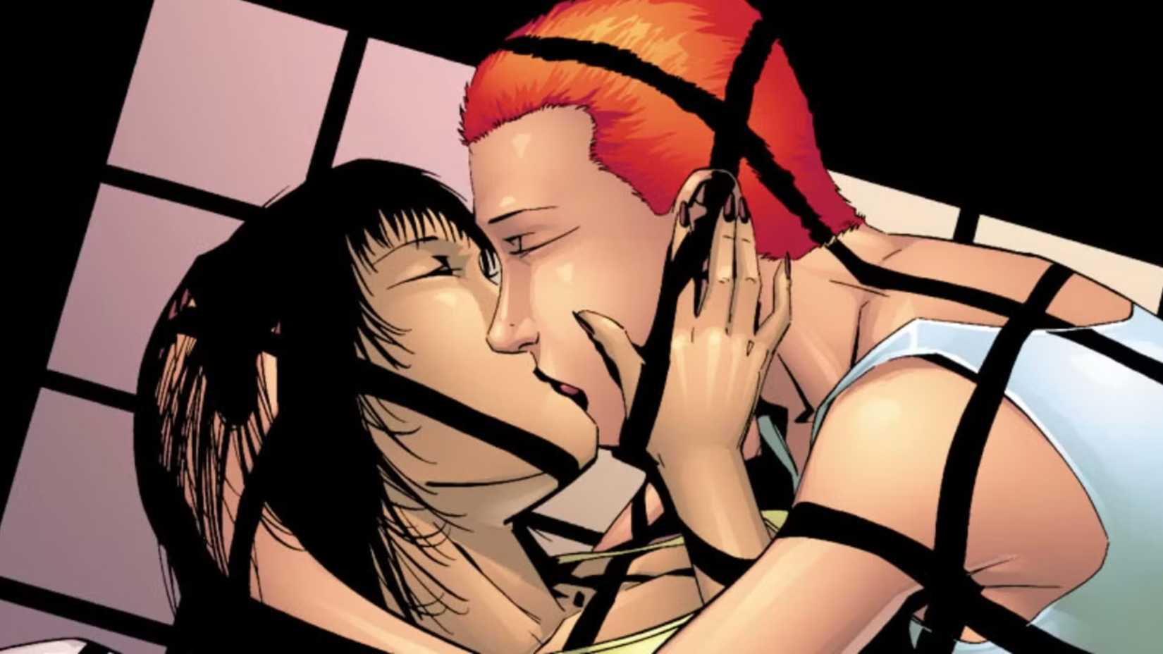 Mariko Yashida as Sunfire kisses Mary Jane Watson as Spider-Woman in Exiles no. 34