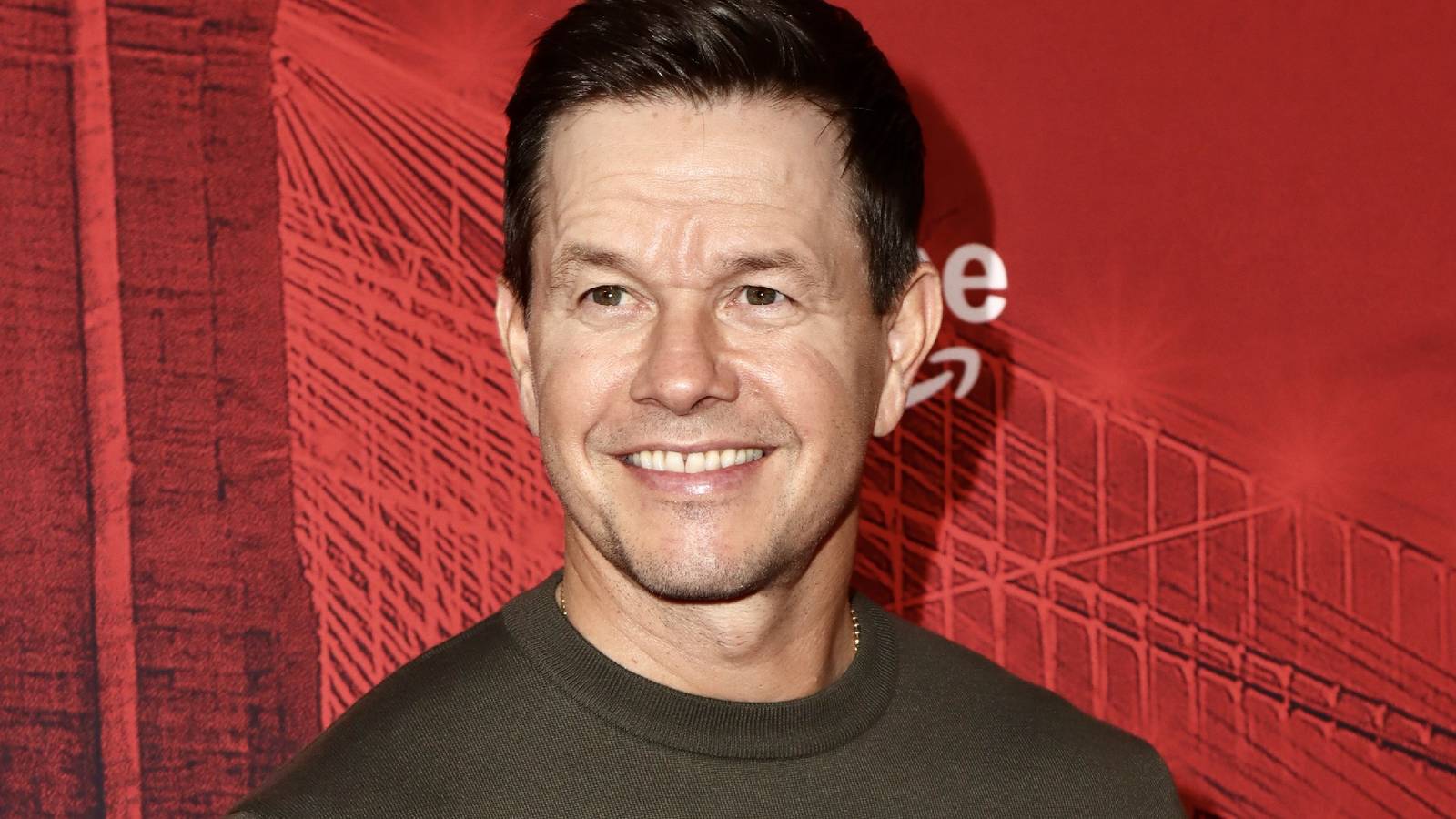 Why Mark Wahlberg's New Movie With Bottom 3 Rotten Tomatoes Score Is Taking Over The World