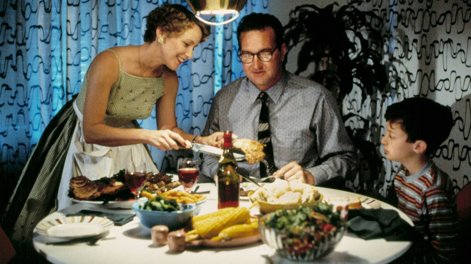 This 1989 Horror Movie Is David Lynch Meets Norman Rockwell This 1989 Horror Movie Is David Lynch Meets Norman Rockwell