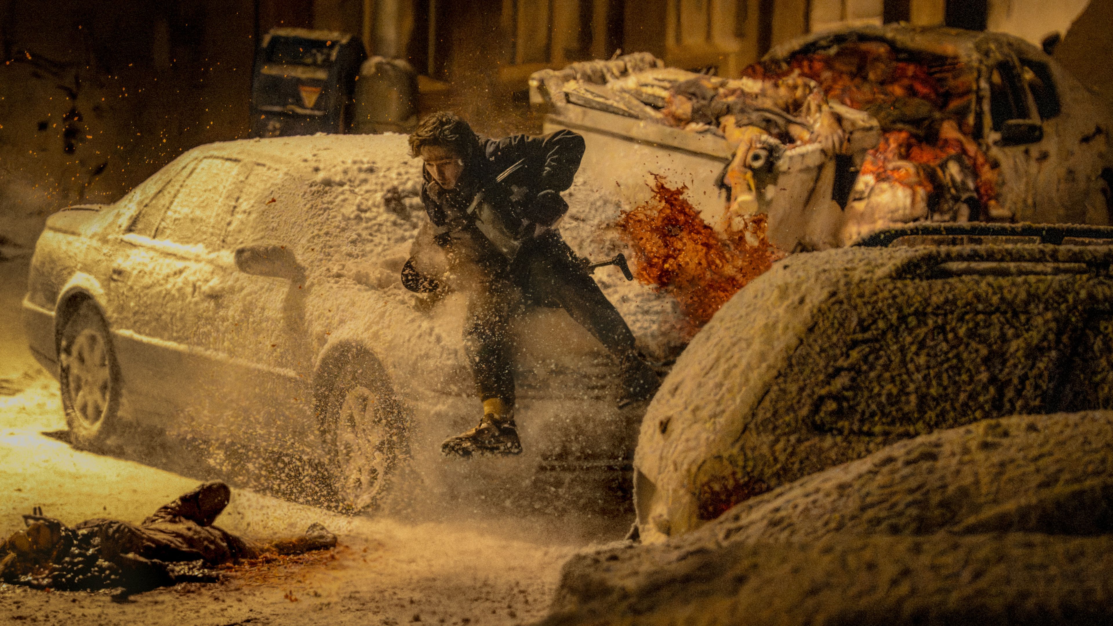 Resident Evil Reboot Set Visit Reveals Story, Characters & Game Connections