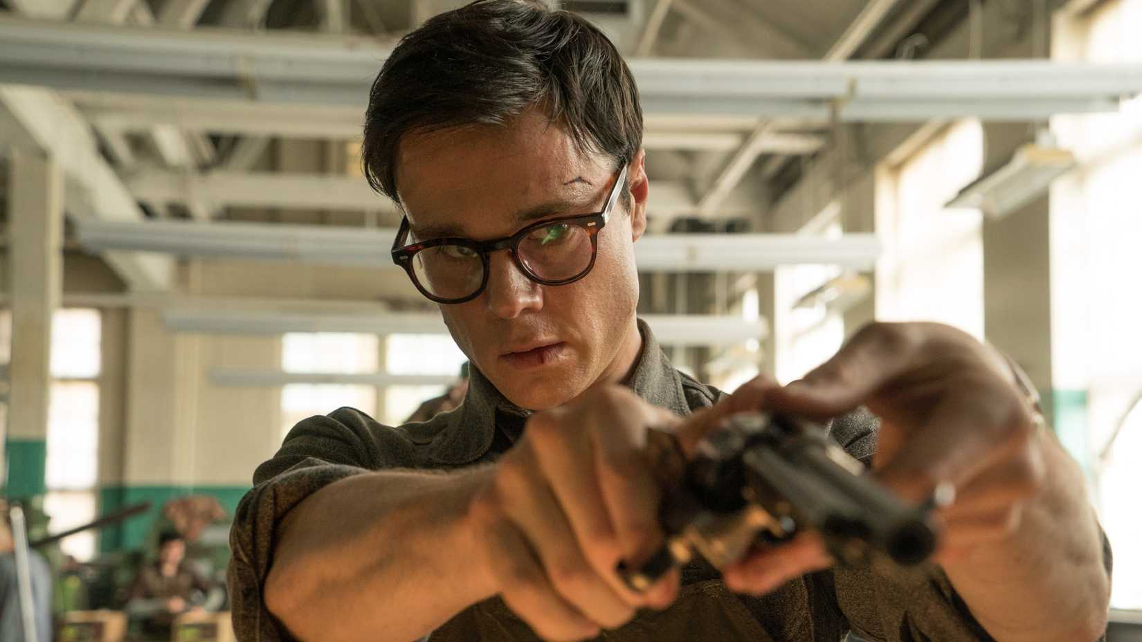 Rupert Evans como Frank Frink em The Man in the High Castle