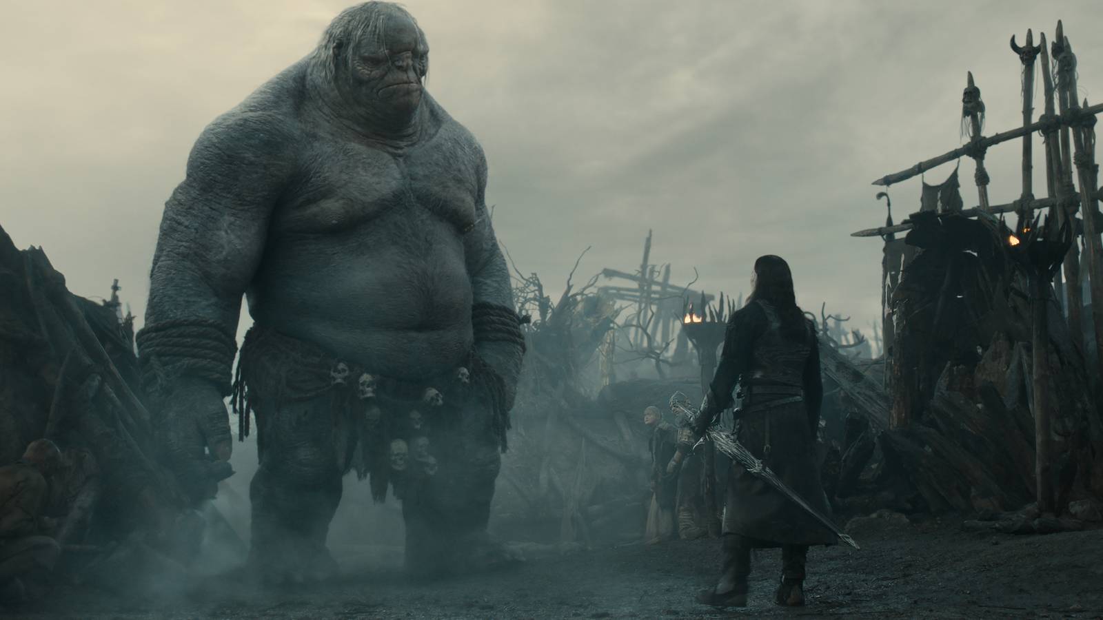 Netflix's 2-Part Fantasy Series Is A Better Lord Of The Rings Show Than The Rings Of Power