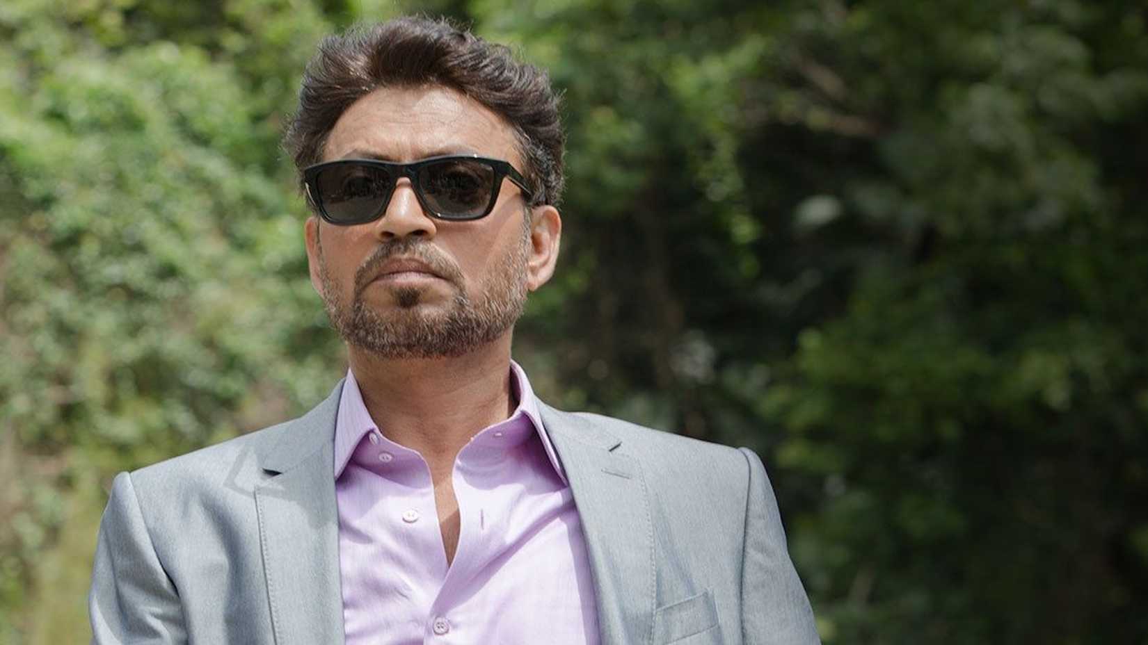 10 Most Shocking Deaths In All 7 Jurassic Park Movies, Ranked 3 Simon Masrani (Irrfan Khan) wearing sunglasses outside in Jurassic World
