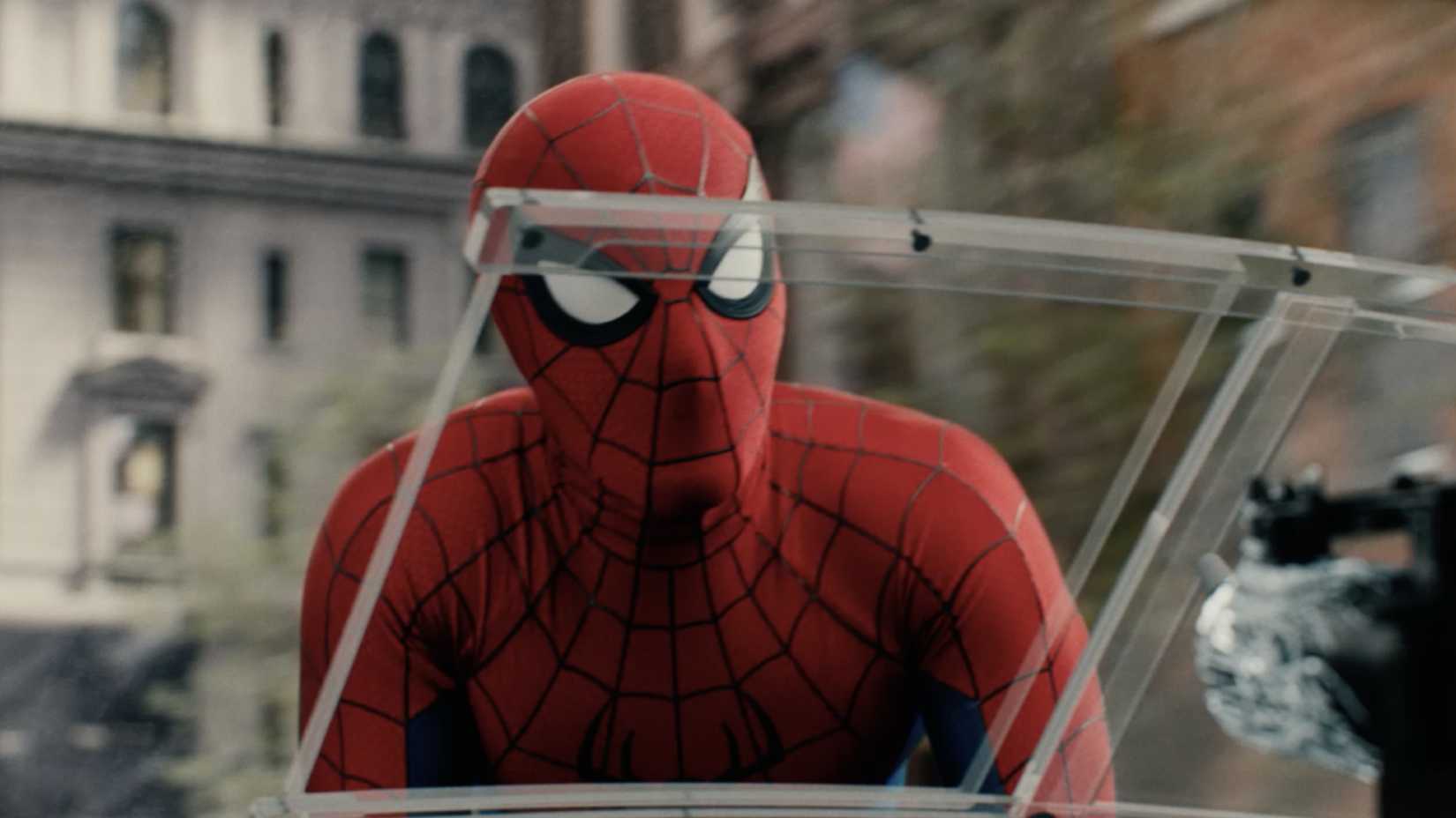 Peter Parker em cena de quadrinhos do Homem-Aranha