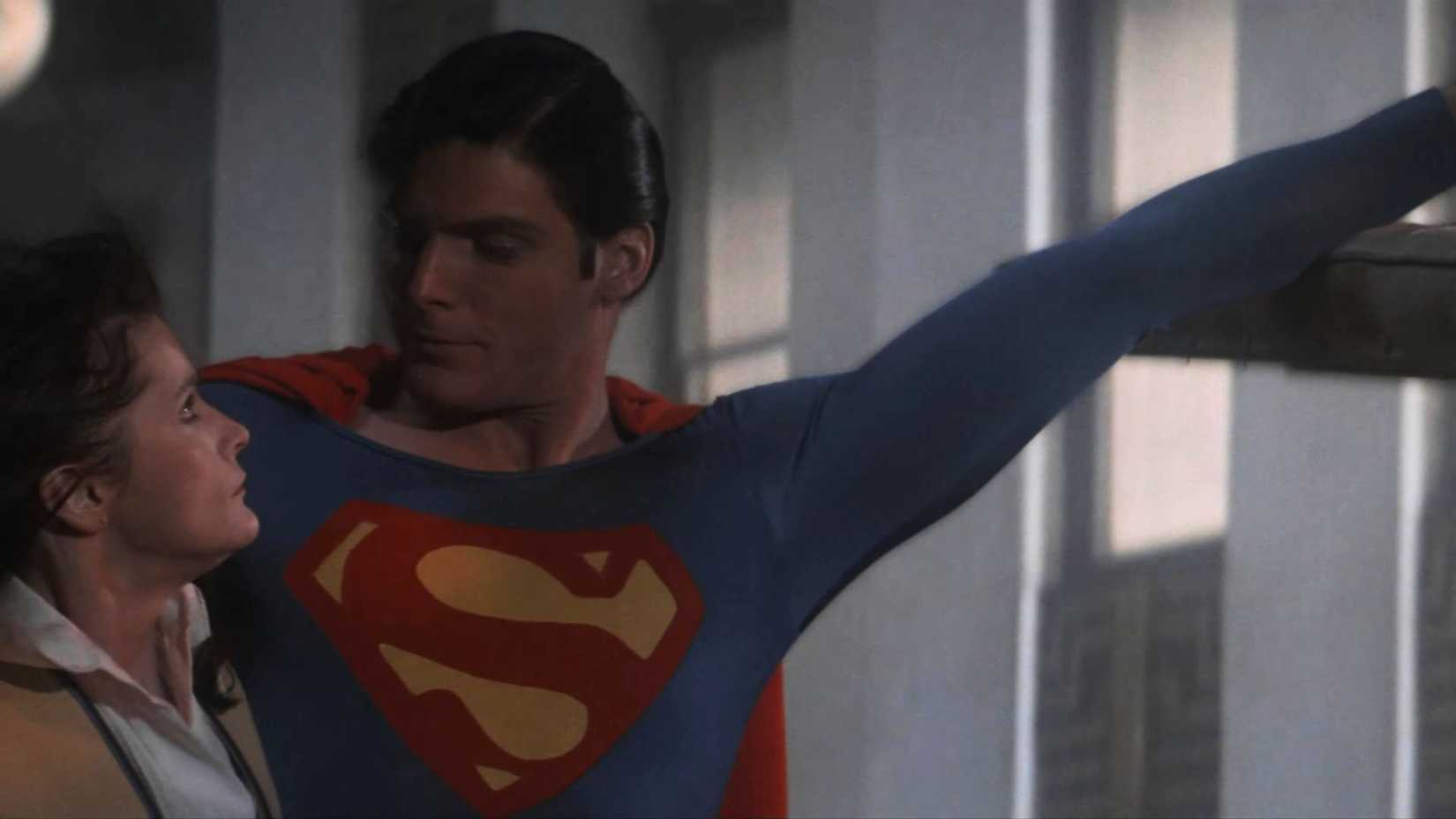 Superman salva Lois Lane em Superman