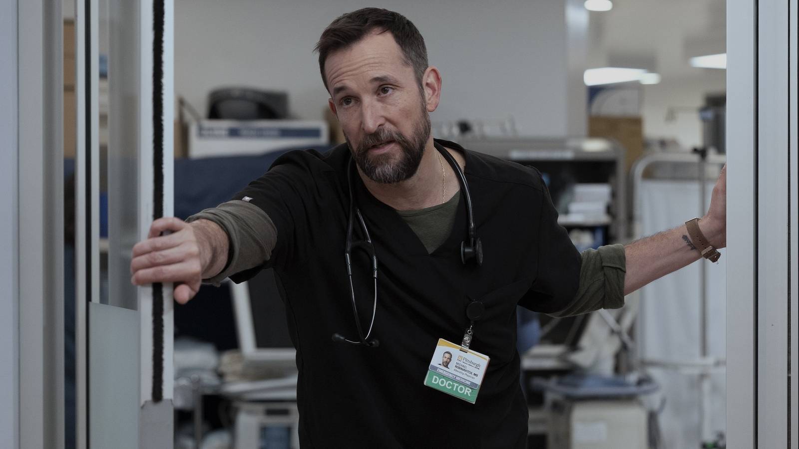 The Pitt’s 6-Season Plan For Robby's Arc Revealed By Noah Wyle