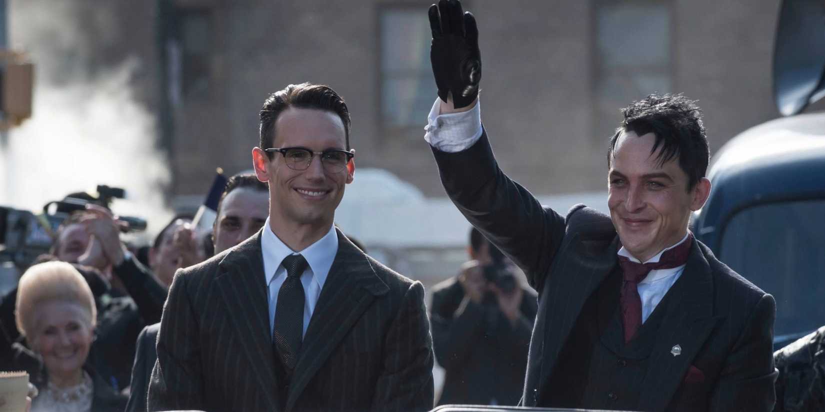Charada e Pinguim em Gotham