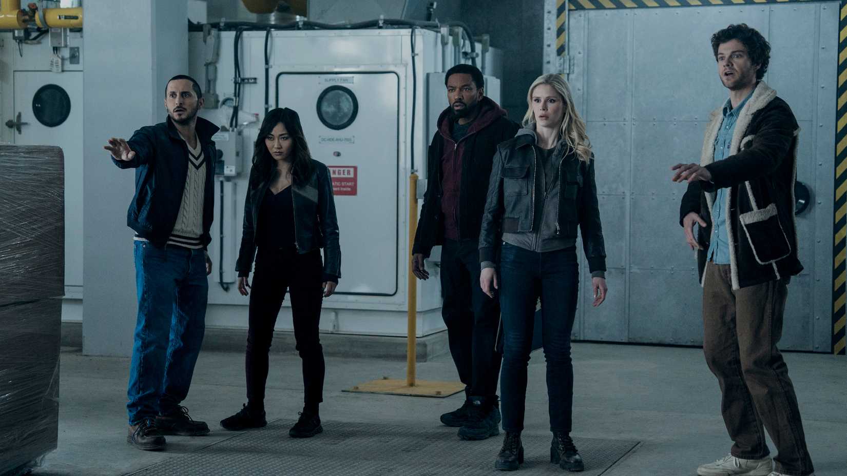 Frenchie, Kimiko, MM, Starlight e Hughie em um laboratório em The Boys temporada 5