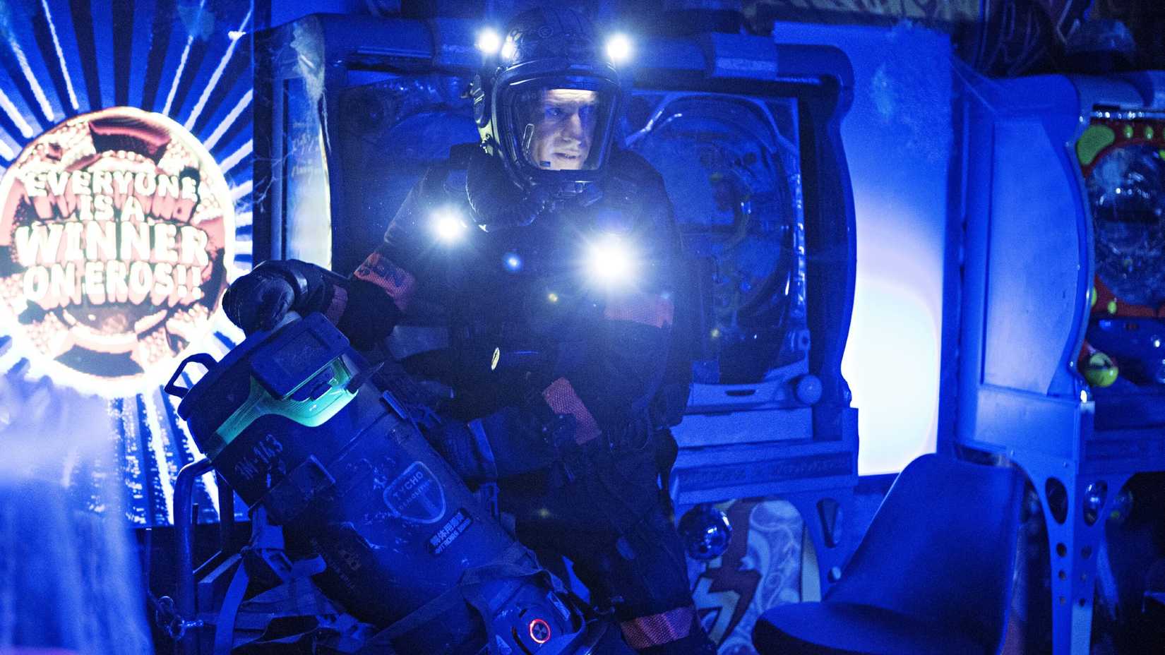 Thomas Jane as Joe Miller in season 2 of The Expanse