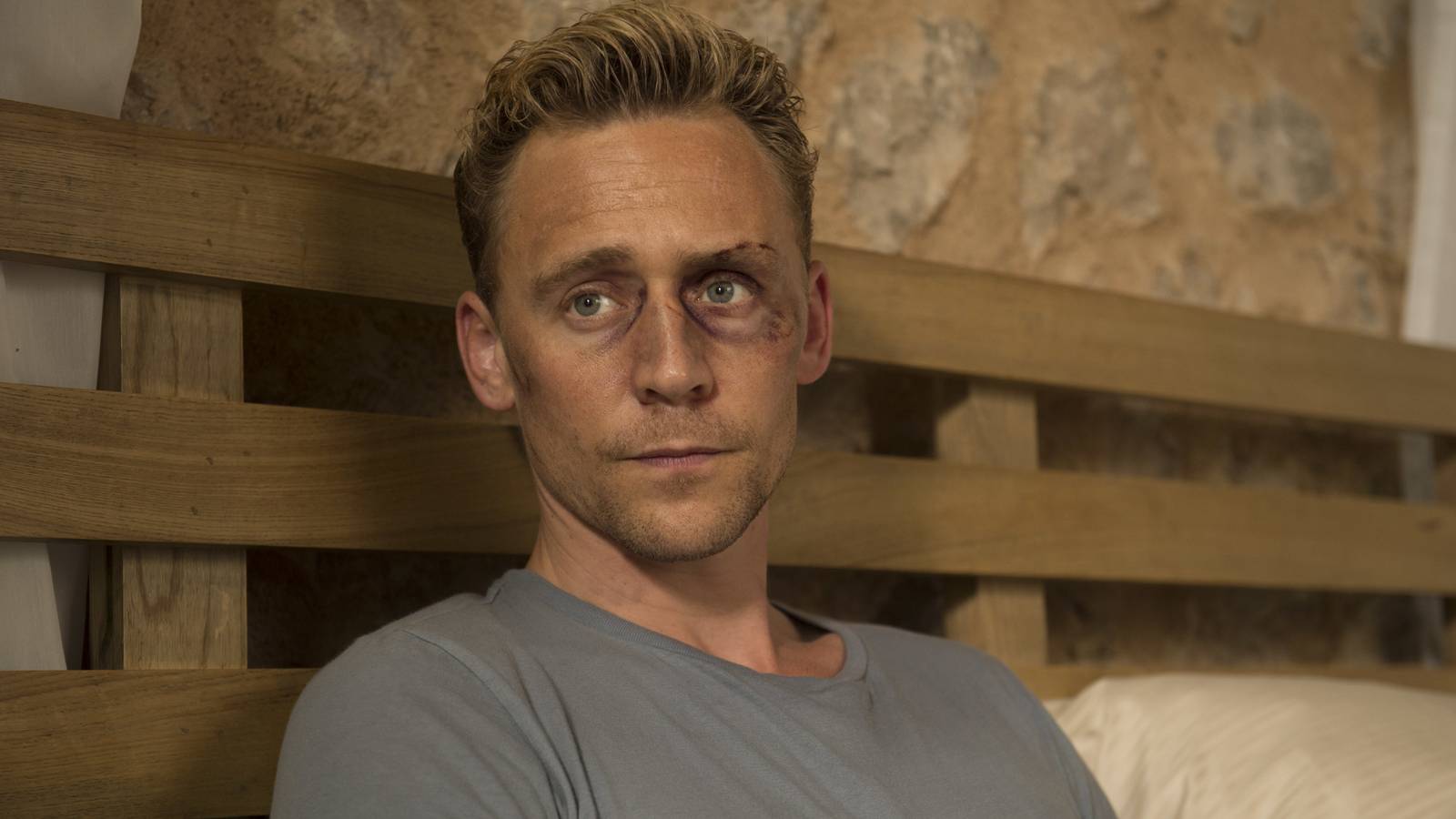 Forget Loki, Tom Hiddleston's The Night Manager Is One Of His Best Roles