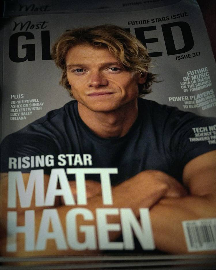 Tom Rhys Harries como Matt Hagen no filme Clayface da DC