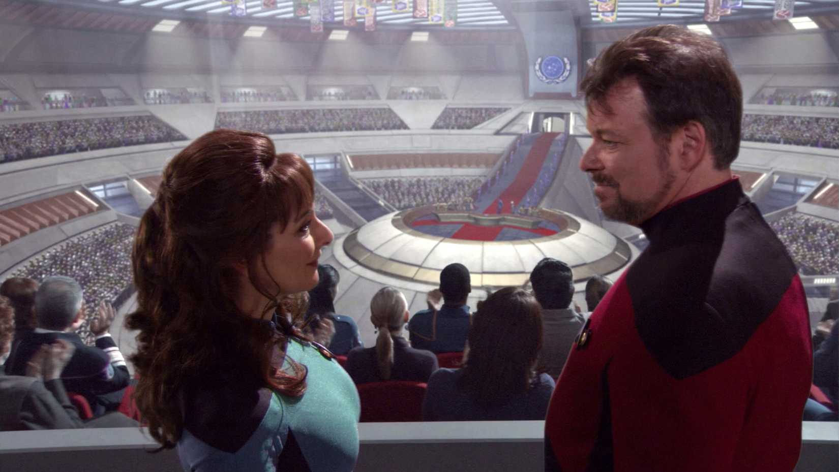 troi and riker in star trek enterprise finale