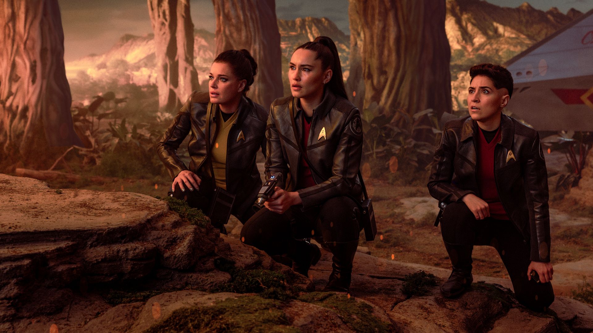 Star Trek: Strange New Worlds Season 4 Trailer Reveals Easter Eggs & Teases