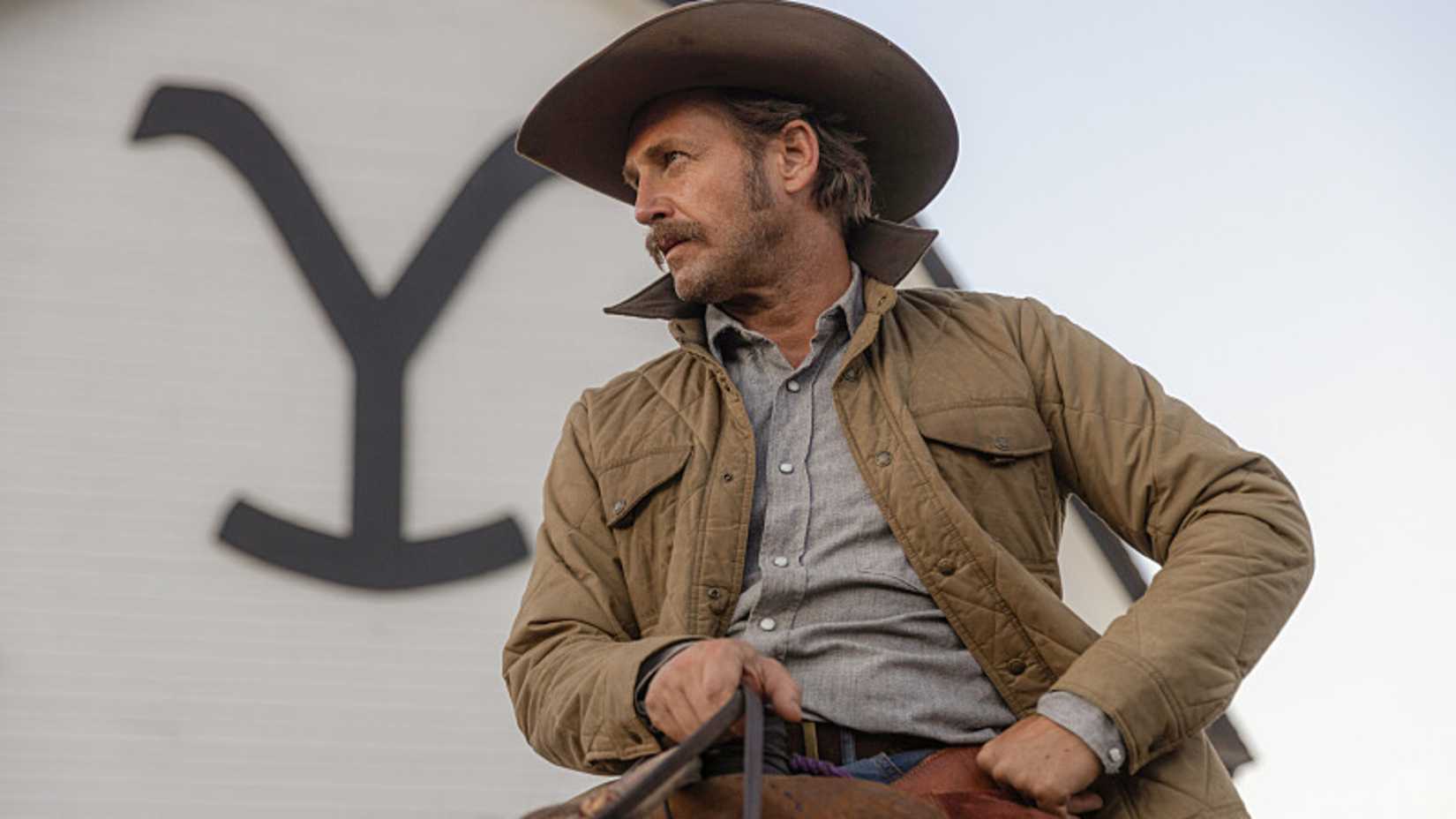 Josh Lucas como John Dutton em Yellowstone
