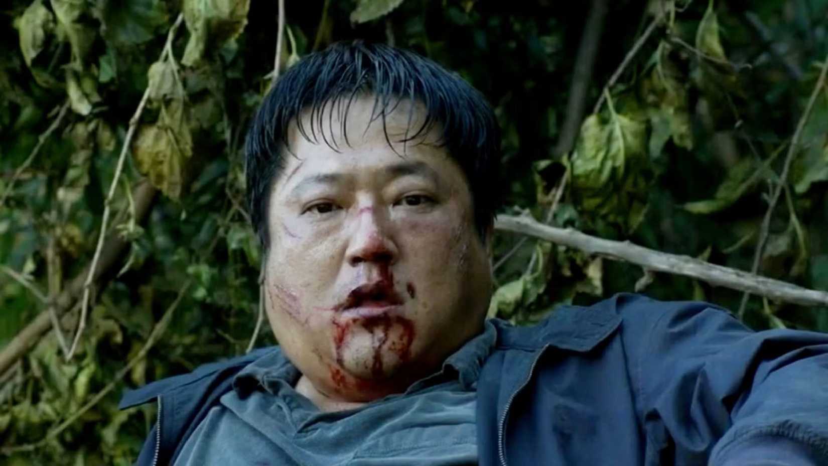 A scared and bloodied man in The Wailing