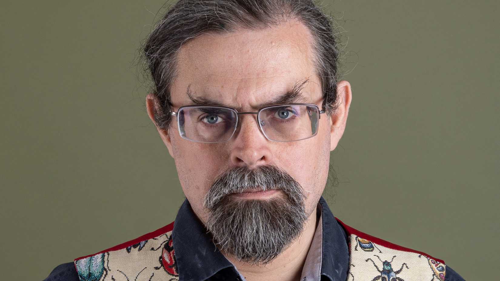 Adrian Tchaikovsky looks forward intentl