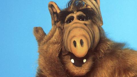 ALF Summary, Trailer, Season List, Cast, Where to Watch and More