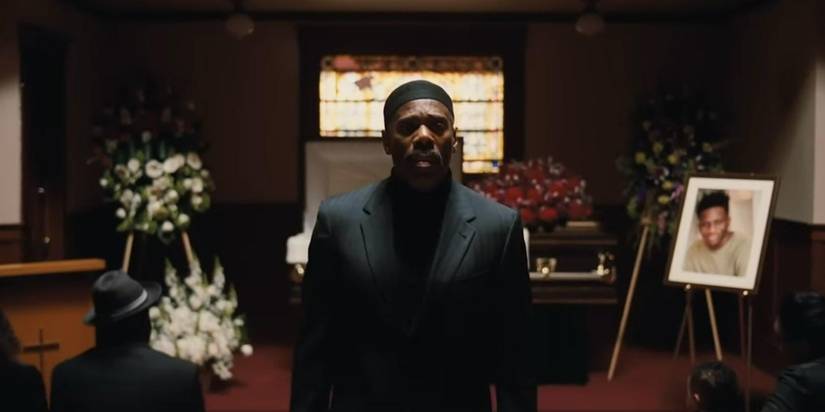 Ali em uma cena de funeral em Euphoria