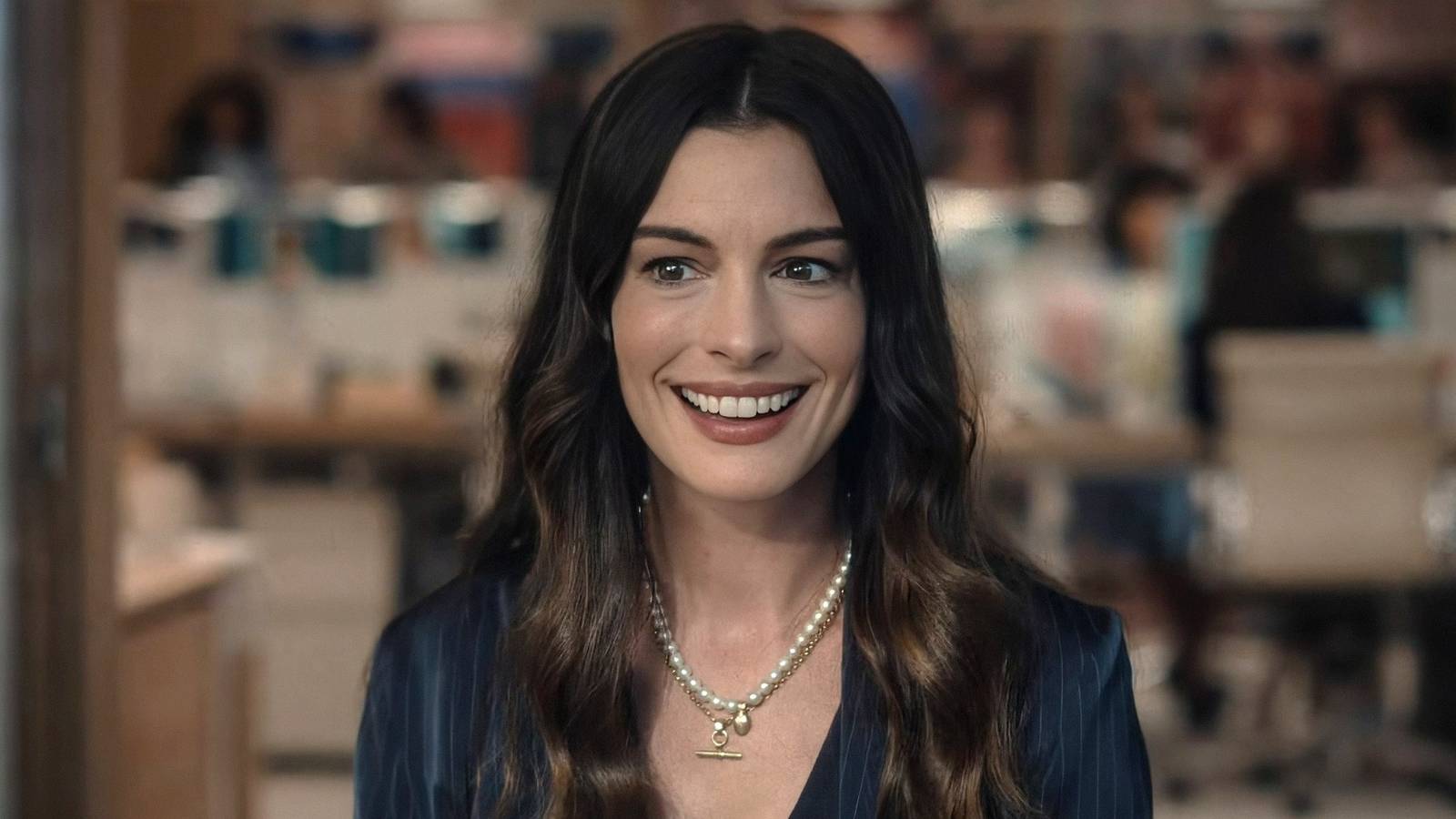 Anne Hathaway Explains Andy Sachs' Contrasting Ending In The Devil Wears Prada 2