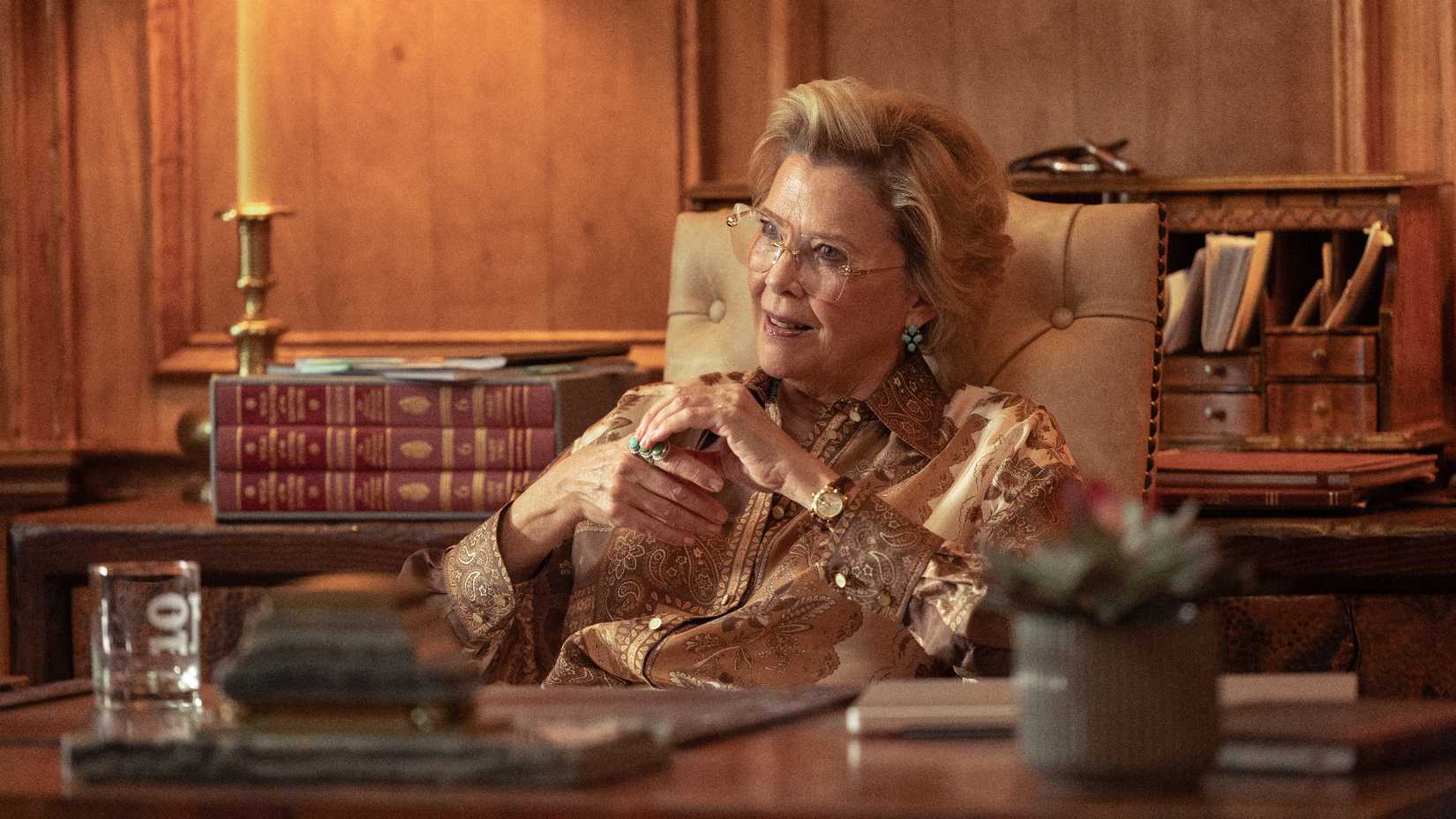 annette bening as beulah jackson in dutton ranch