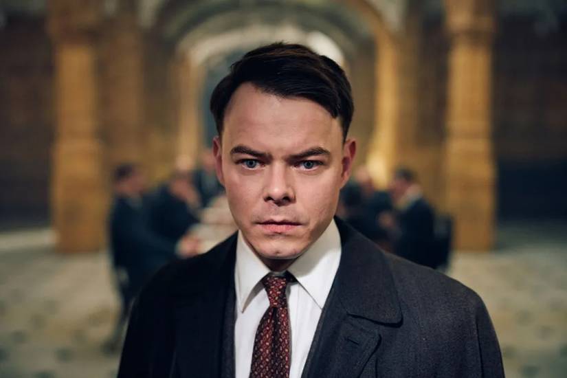 Charlie Heaton como Charles Shelby em Peaky Blinders