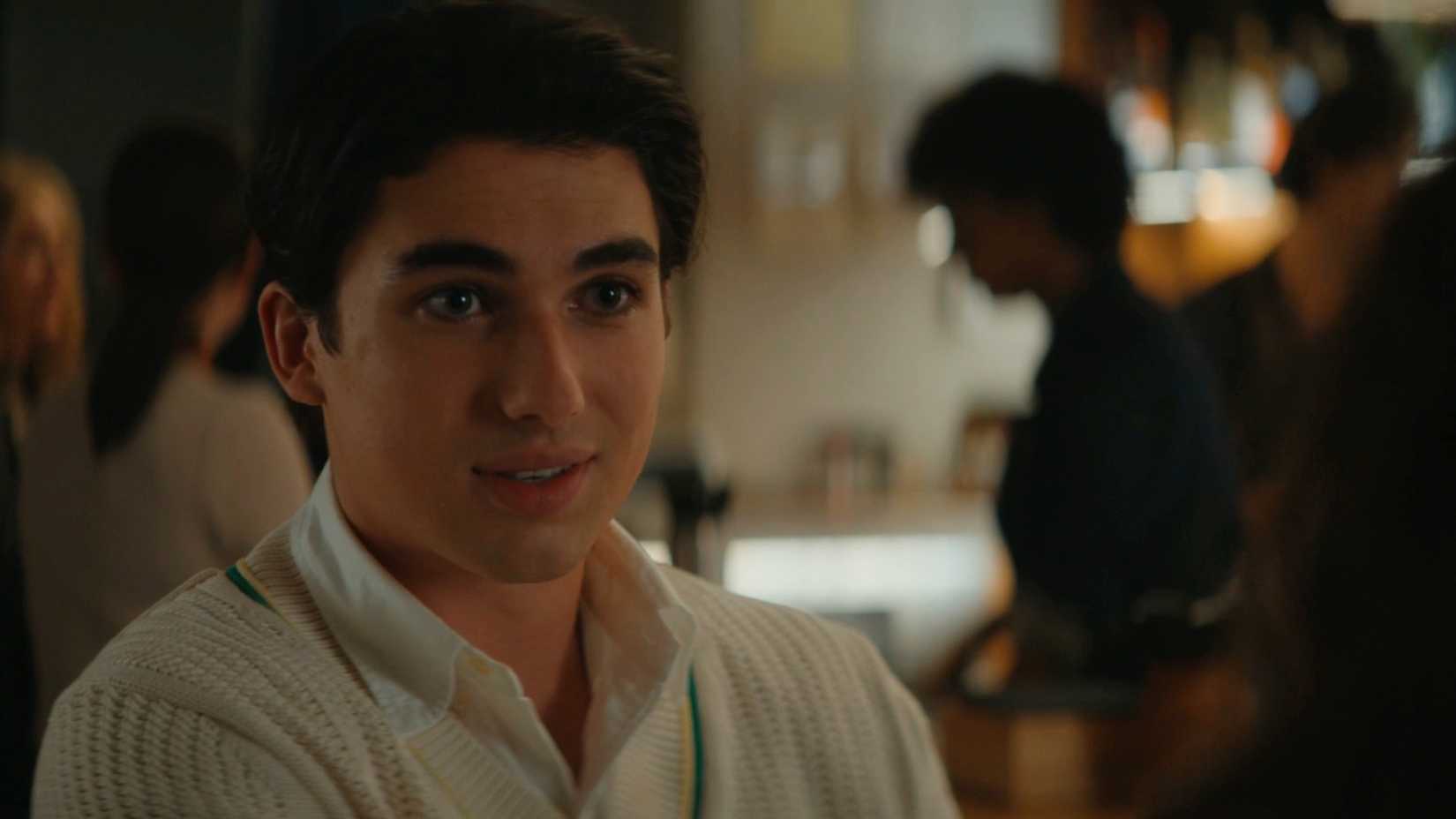 charlie evans plays hunter davenport in off campus season 1