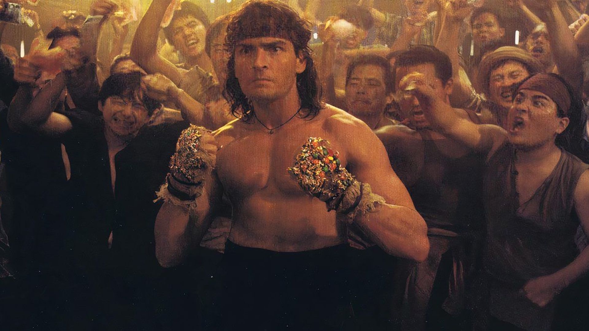 Charlie Sheen parodiando uma cena de Kickboxer em Hot Shots! Part Deux