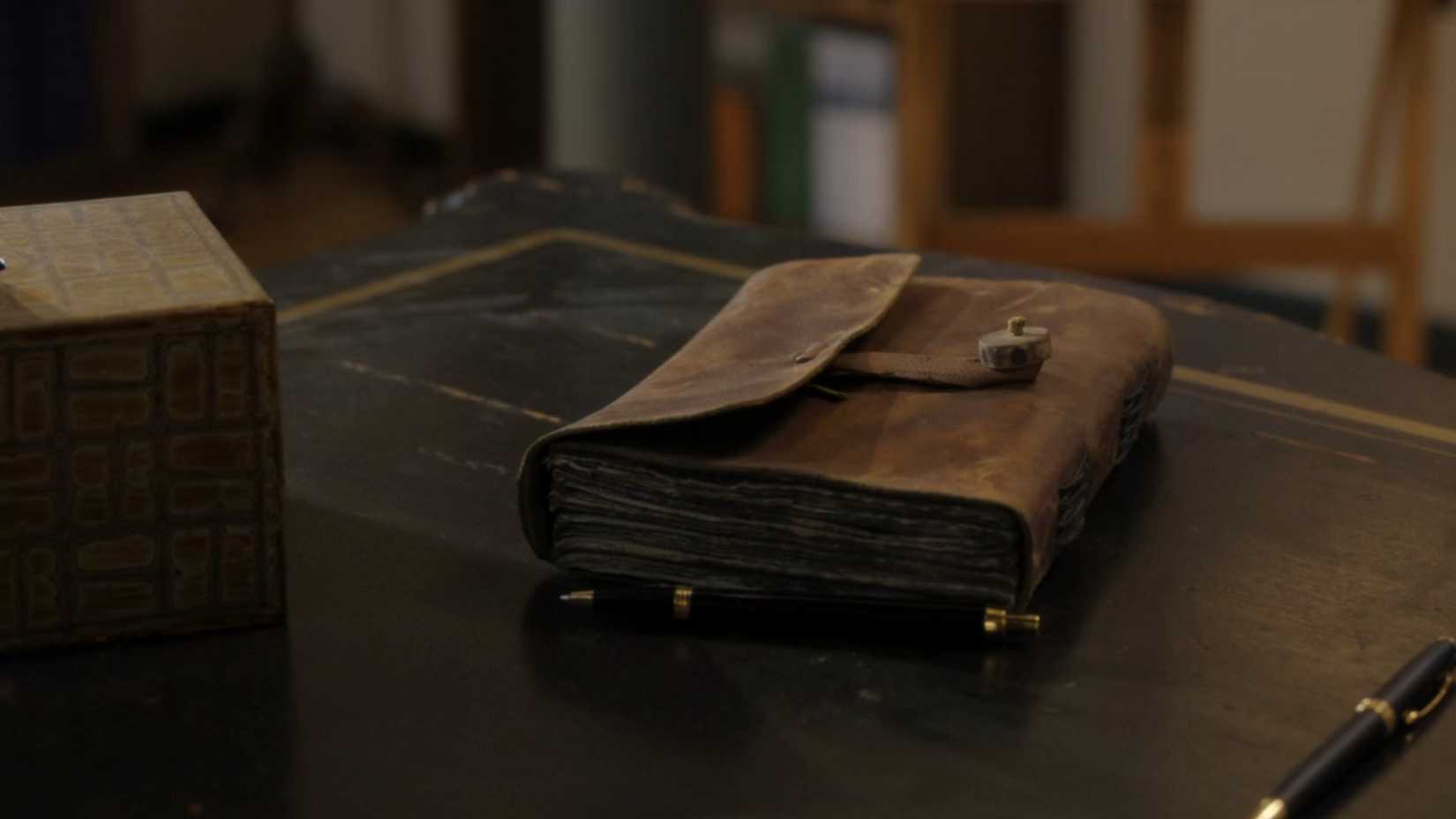 Claire's journal in Outlander season 8