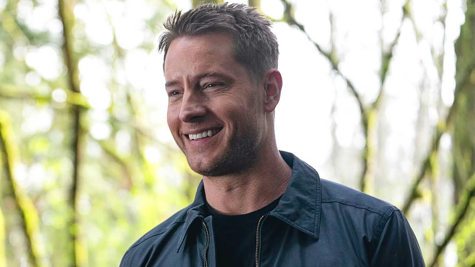 Colter Shaw em cena da série Tracker