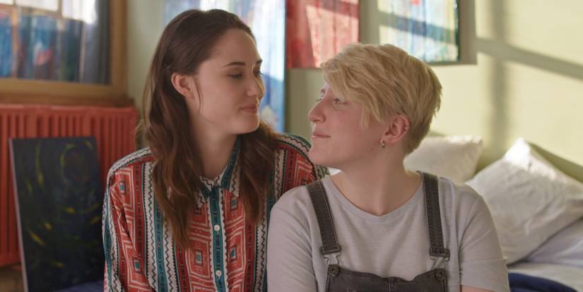 Dee e Rachel em Couple-ish