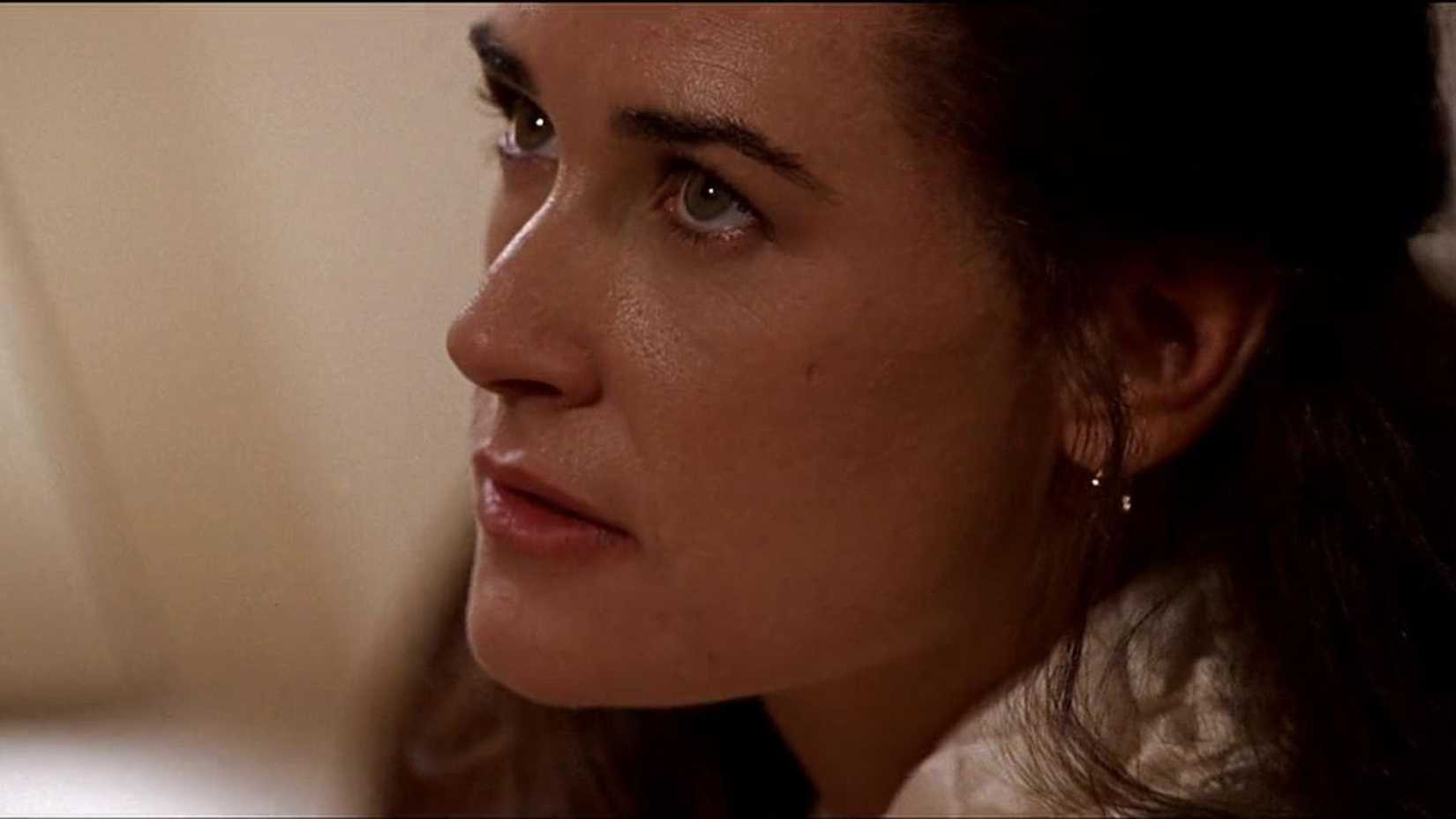 Demi Moore como Helen em Deconstructing Harry