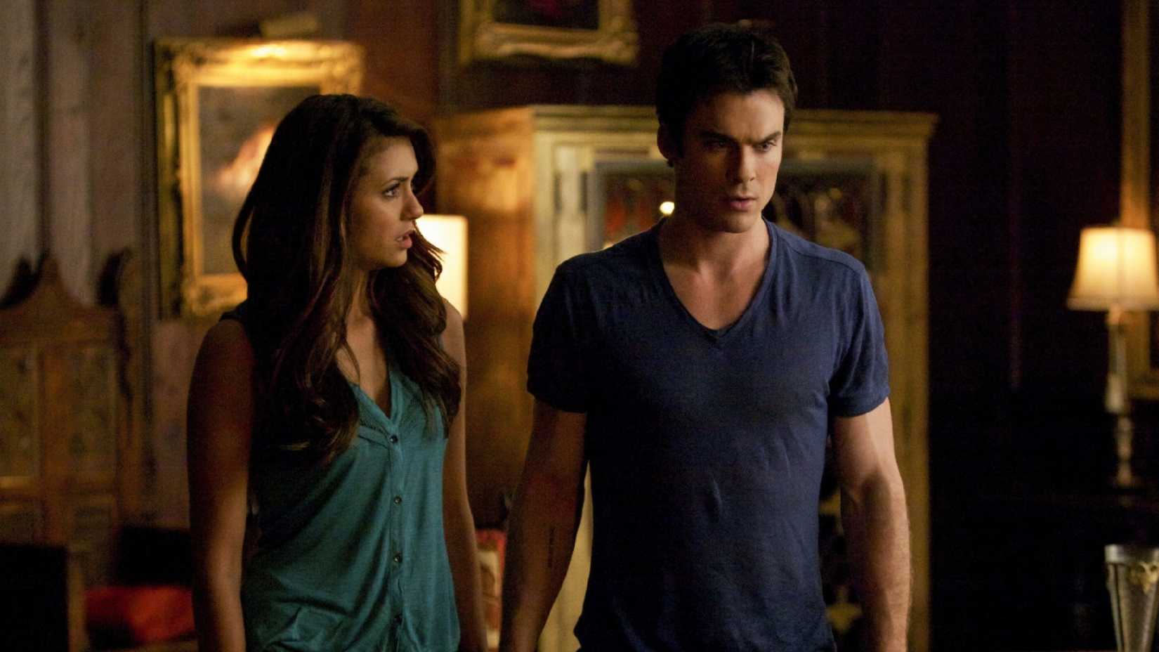 Elena looks shocked at Damon in The Vampire Diaries season 5 episode 6