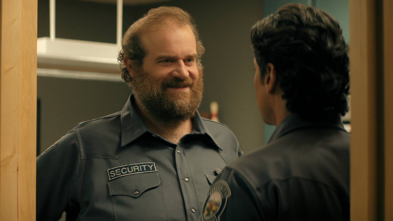 Netflix's New 8-Part Series That's 'Stranger Things For Adults' Is The Perfect Weekend Binge