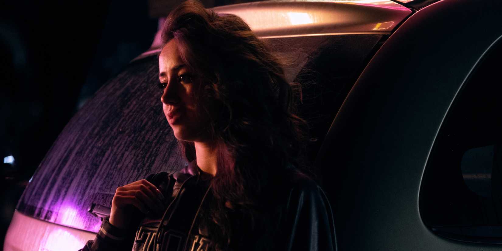 Angel preocupada em Euphoria