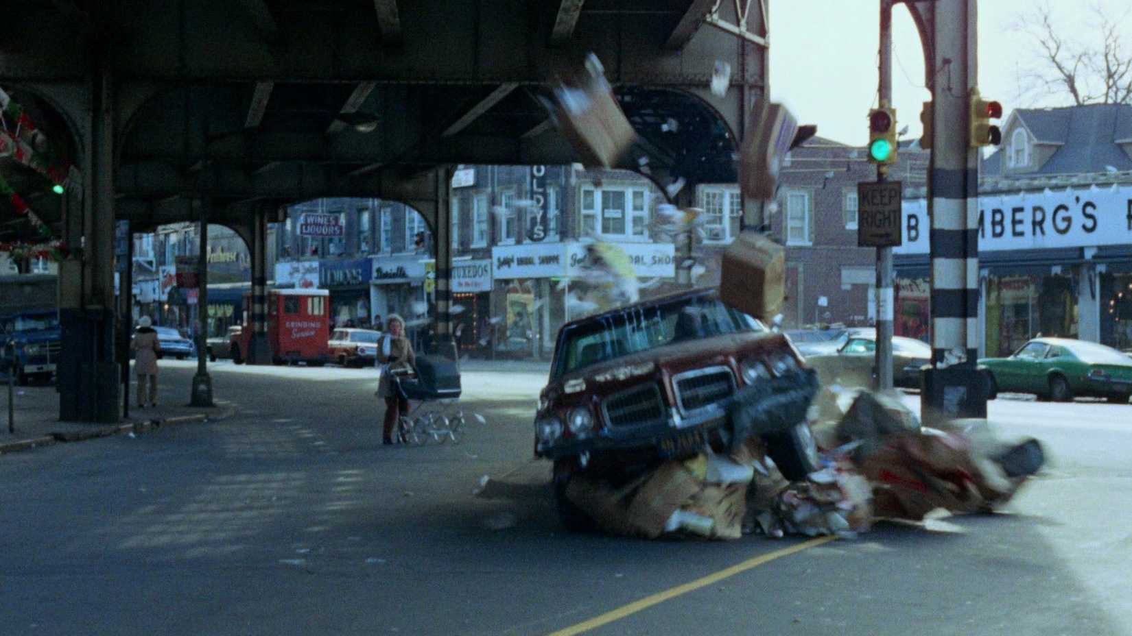 Gene Hackman as Doyle crashing his car in The French Connection