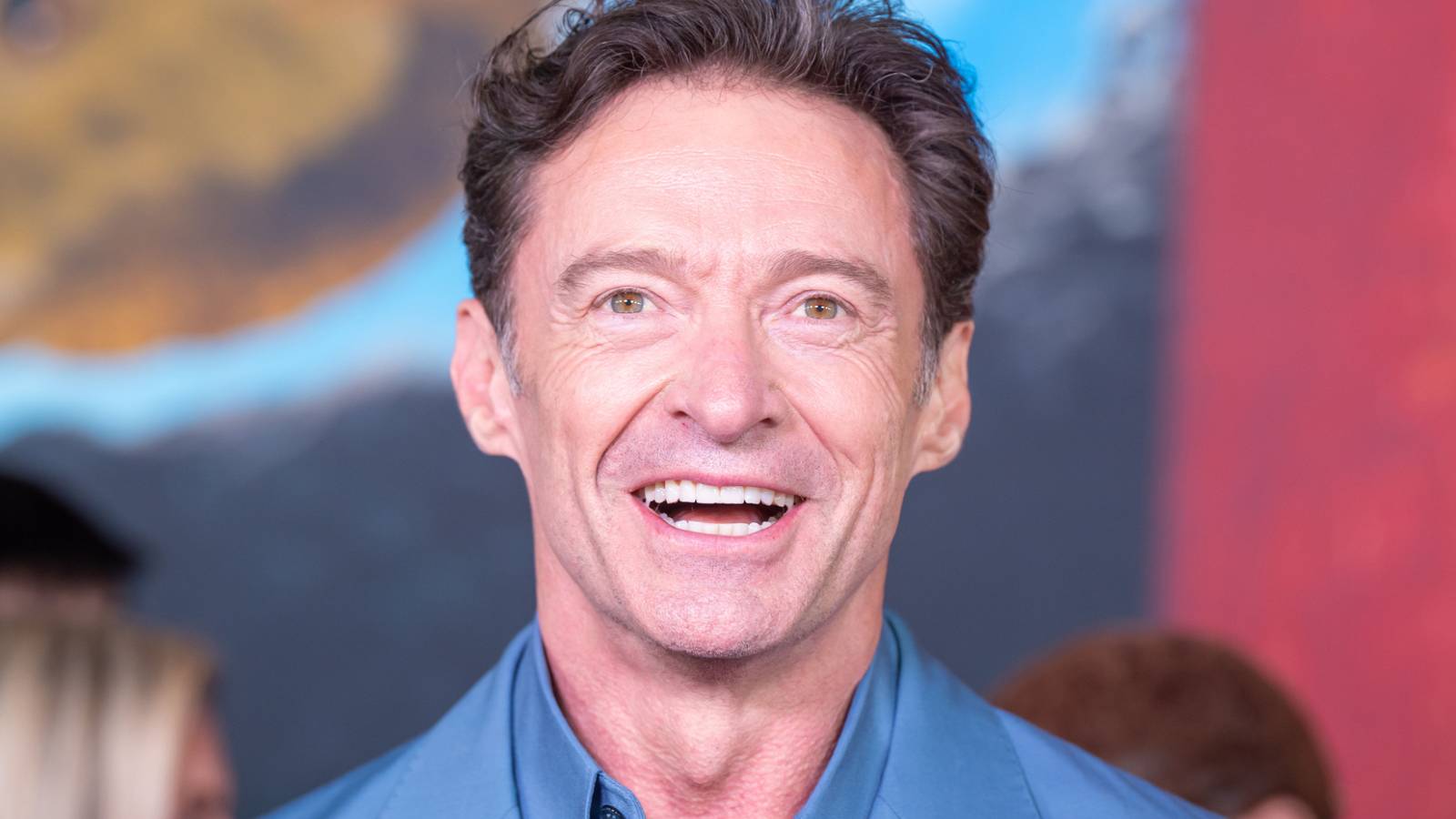 The Sheep Detectives Earns Hugh Jackman's Biggest Non-Marvel Box Office Debut In 11 Years - ScreenRant